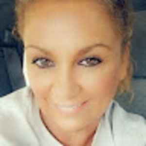 Meet your Posher, Becky